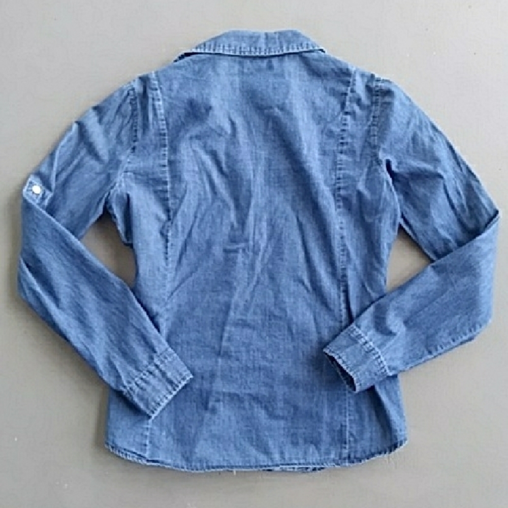 New York & Company Blue Chambray Shirt - Picture 6 of 7